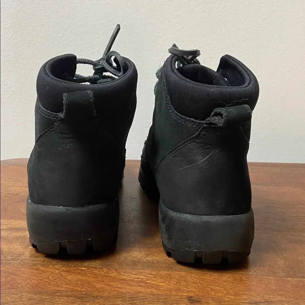 Lands' End Women's Black Suede Chukka Boots